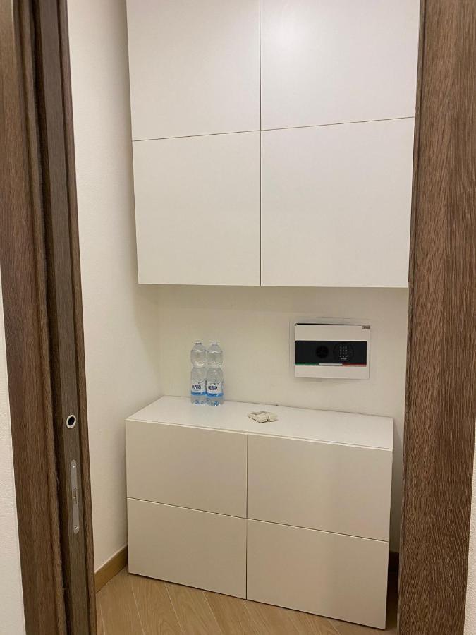 Comecasa Modern Apartment In Historical Centre Asti Exterior photo